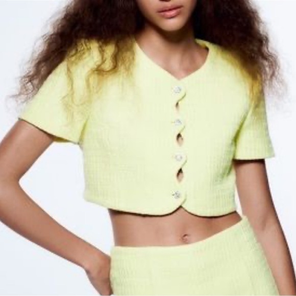 Zara- NWT Yellow Shortsleeve Scalloped Diamond Button Down Blazer Jacket - Picture 2 of 7